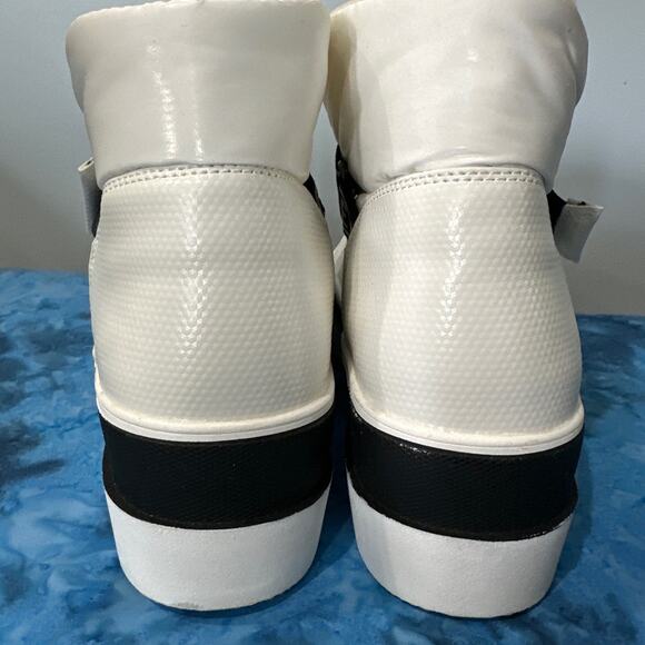 Juicy Couture Veronica Puffer Boot size 10 - Picture 6 of 11